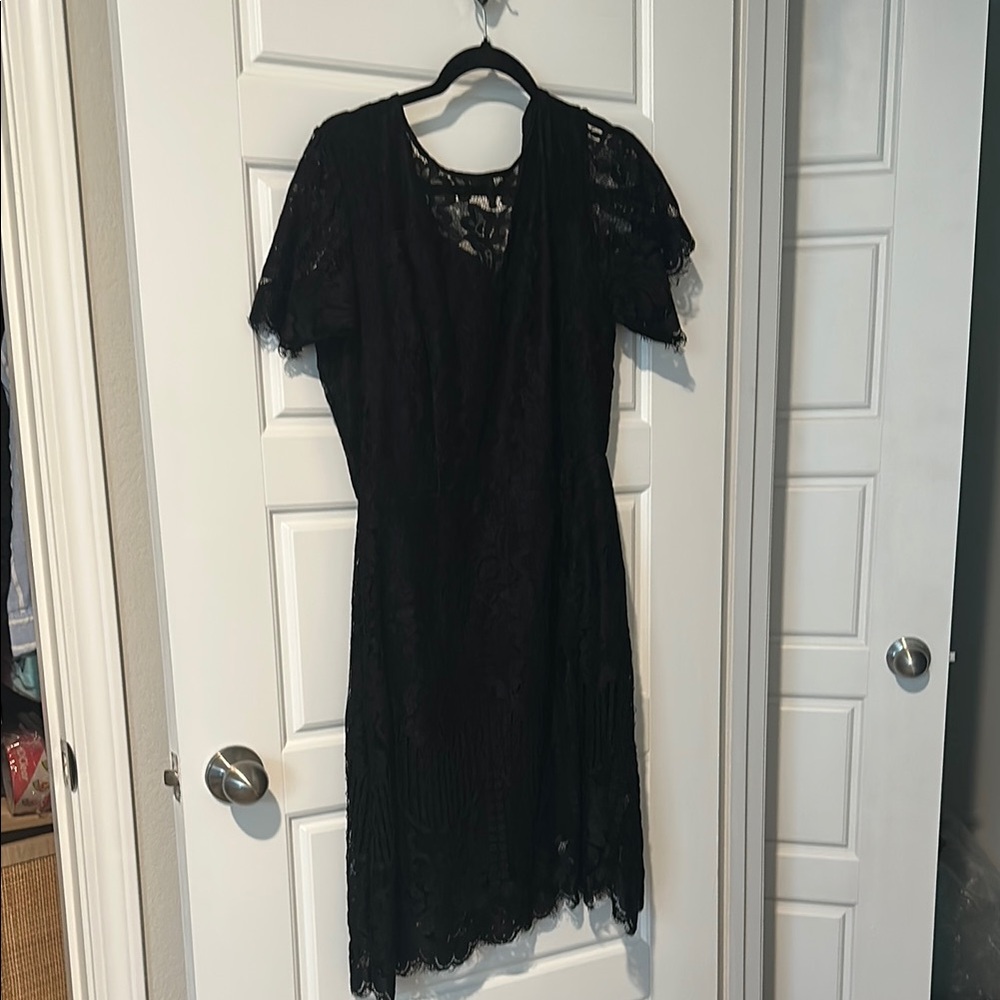 Elegant Black Lace Dress